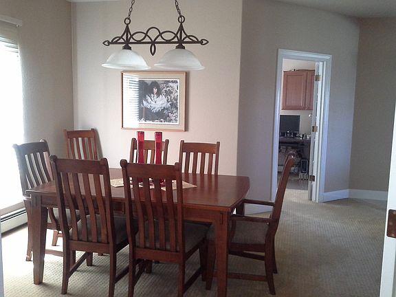 Diningroom view 2