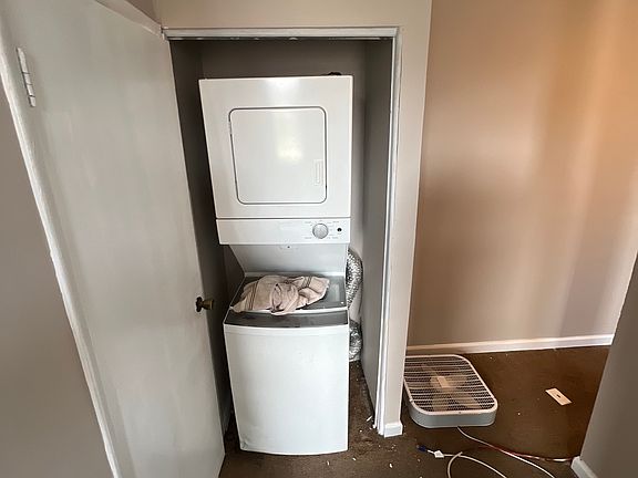 5th image of 2224 E York St APT 4