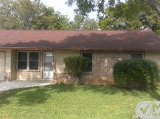 205 Aviation Ave, Schertz, TX 78154