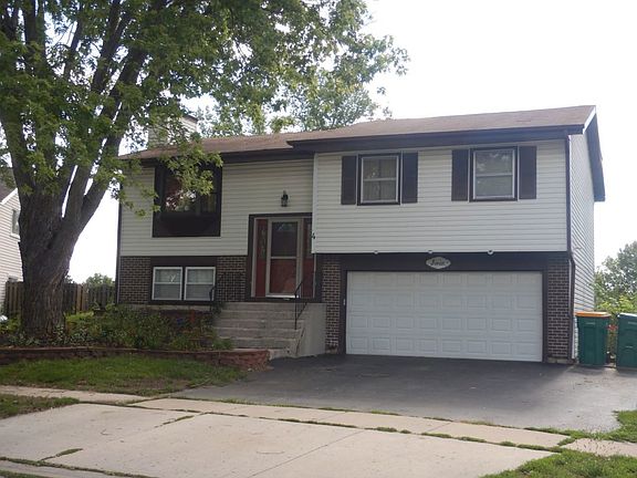 3rd image of 4 Fernwood Ct