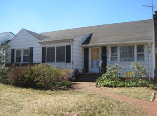 890 Bruce Dr, Wantagh, NY 11793