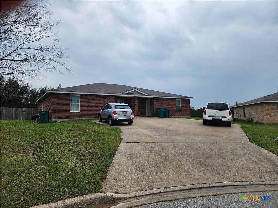 1st image of 414 Justin Ln