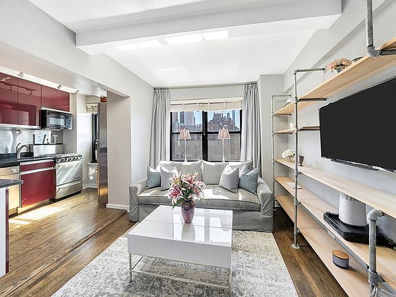 2nd image of 300 W 23rd St APT 10F