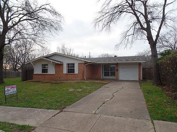 3rd image of 3633 Bahamas Dr
