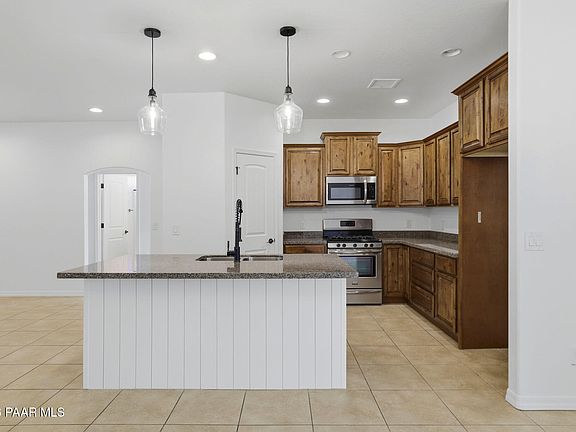 2nd image of 5530 N Long Rifle Rd