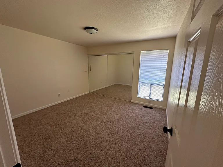 725 143rd Pl SE #725 — Photo 8