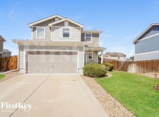 61 Meadowlark Cir, Lochbuie, CO 80603