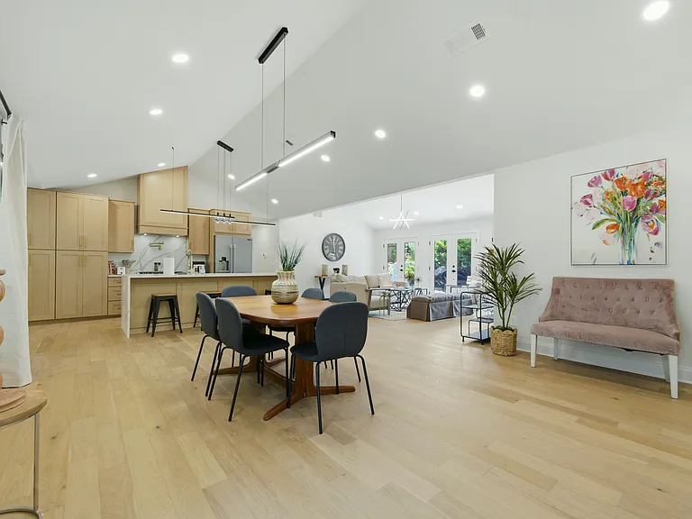 1845 Branch Valley Dr — Photo 3