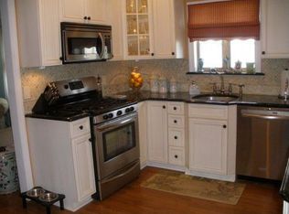 101 Overton St, Deer Park, NY 11729