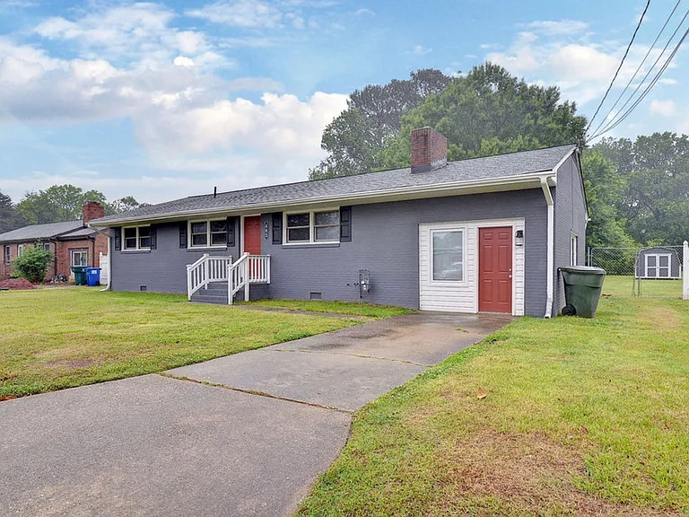 485 Colony Rd — Photo 3