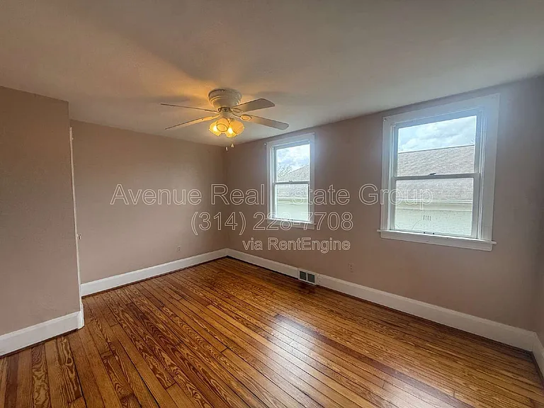 240 W Essex Ave — Photo 6