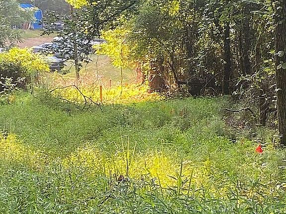 5th image of 2571 High St