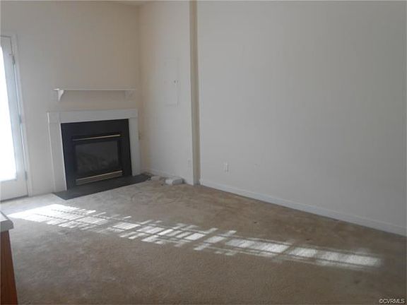4th image of 9826 Magnolia Pointe Cir #0