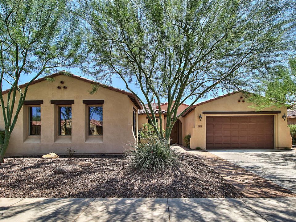 1st image of 303 W Aster Dr
