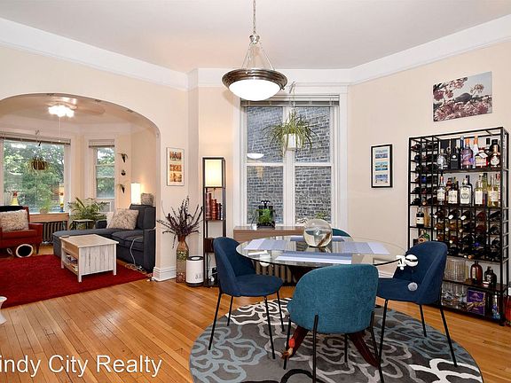 4th image of 1461 W Winona St #2