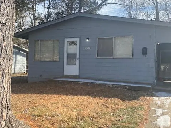 10110 Saffron Dr, Saint Louis, MO 63136