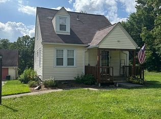 1269 Shenango Rd, Darlington, PA 16115