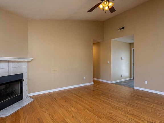 3rd image of 347 Sage Brush Ln