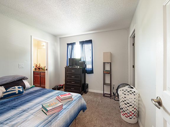 5th image of 333 Covent Gardens Pl