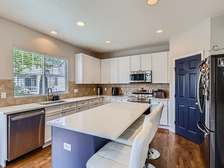 12125 Helena St — Photo 12