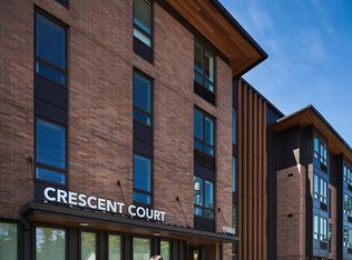 Crescent Court, Portland, OR 97266