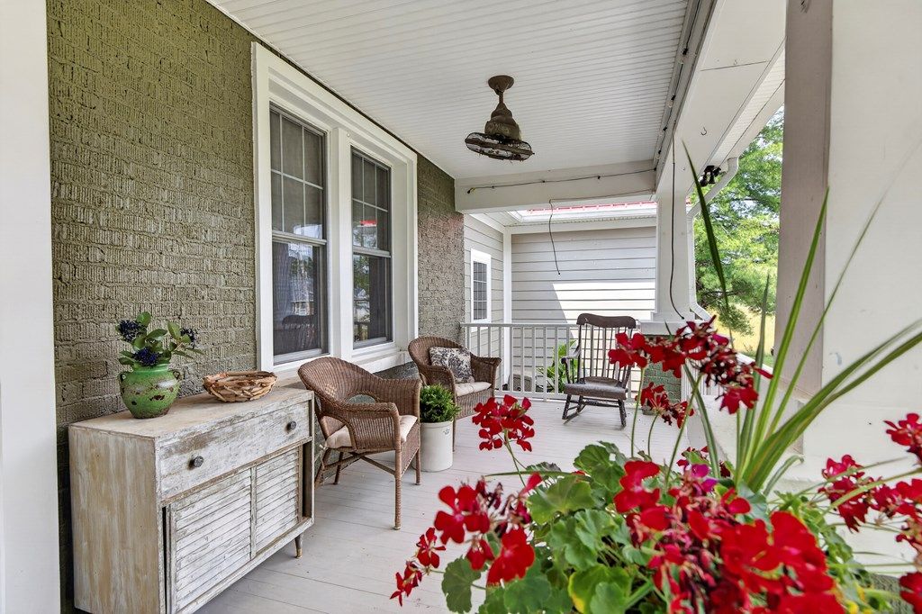 20274 Vances Mill Rd, Abingdon, VA - View 3