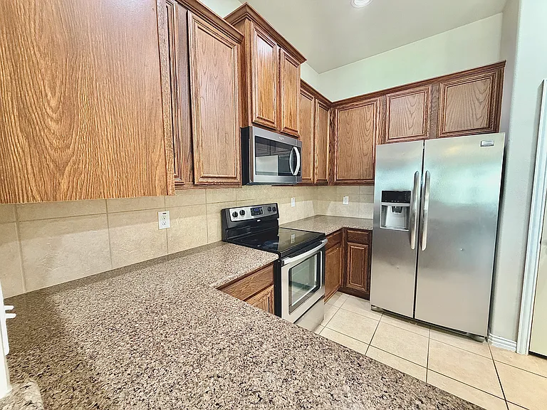 980 Bridle Bit Dr — Photo 7