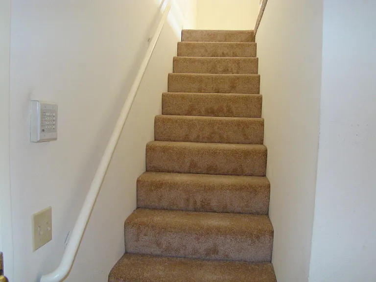 4631 Kester Ave #207 — Photo 4