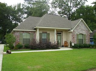 14300 Iverstine Ln, Hammond, LA 70401