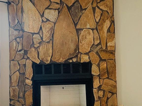 3rd image of 3290 Cypress Ln