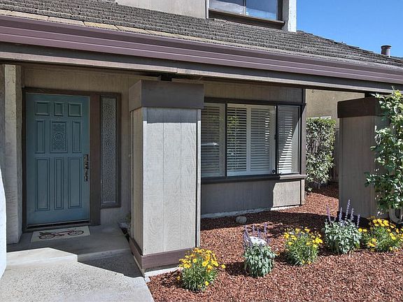 2nd image of 4012 Ashbrook Cir