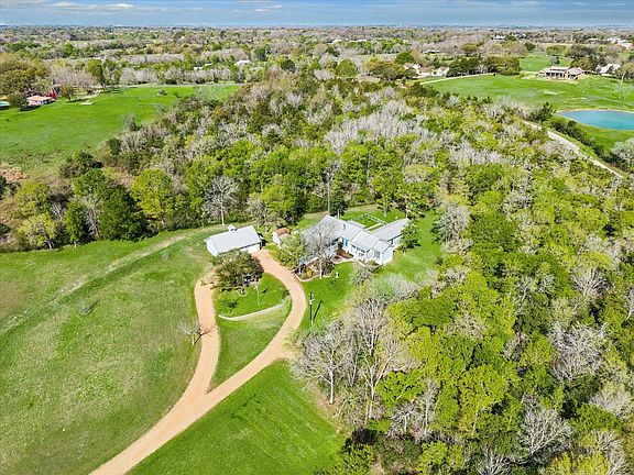 2nd image of 10222 Old Stagecoach Rd