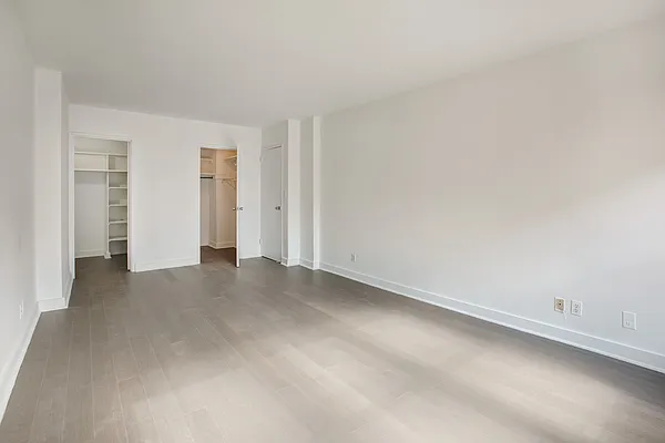 Rented by Algin Management | media 12