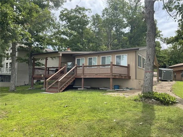964 Cable Point Dr, Climax Springs, MO 65324