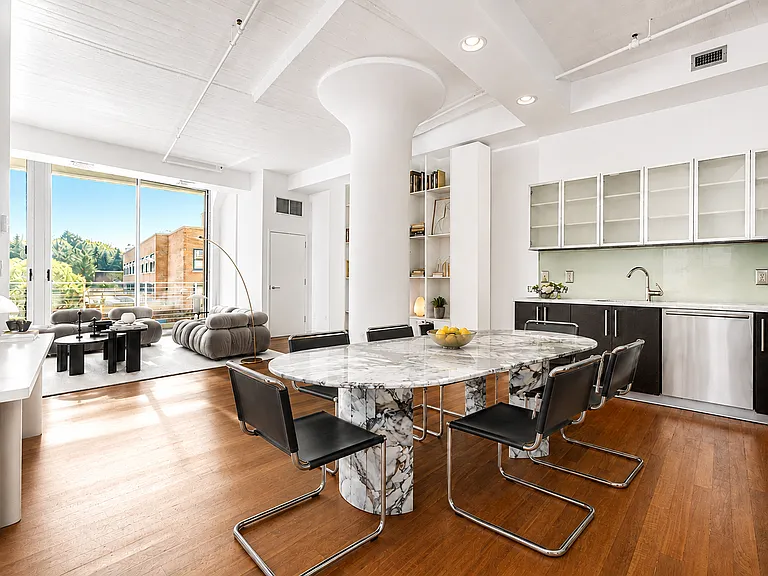 99 Gold St #2C — Photo 1