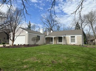 525 Stevens Ct, Dundee, IL 60118