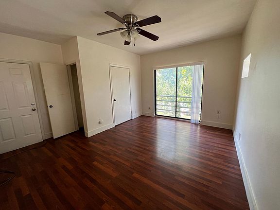 4th image of 5837 Velasco Ave APT 202