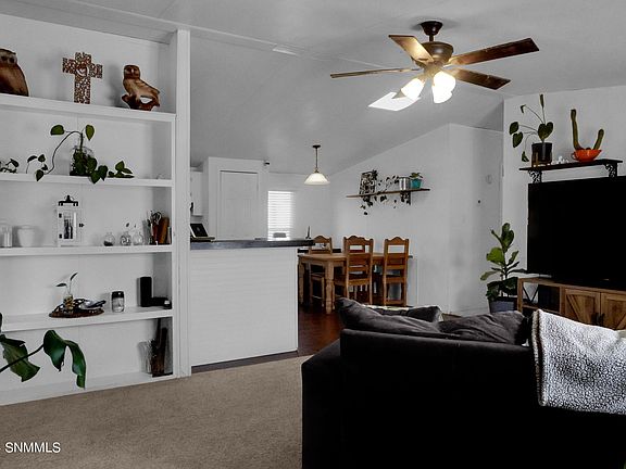 3rd image of 4009 Calle Estados