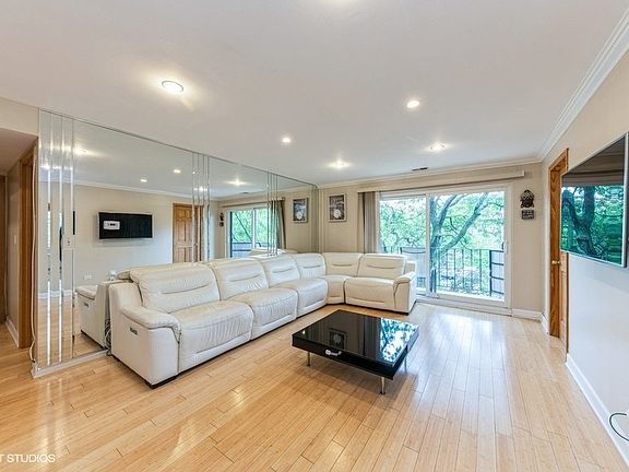 4th image of 1275 Baldwin Ln #308
