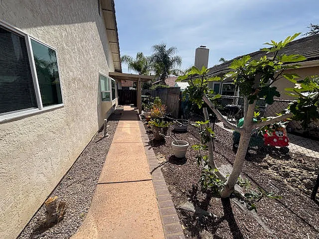 6421 Cayenne Ln — Photo 41