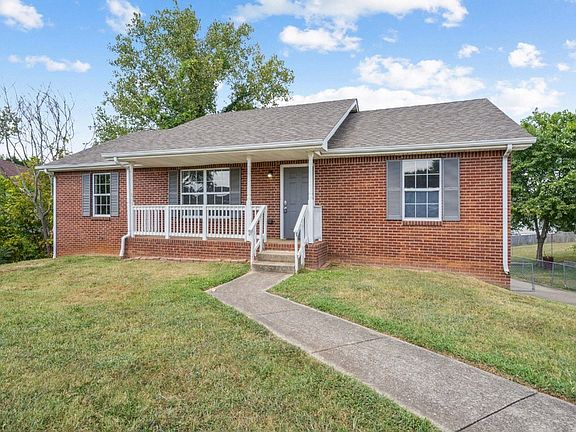 2nd image of 1011 Monica Dr