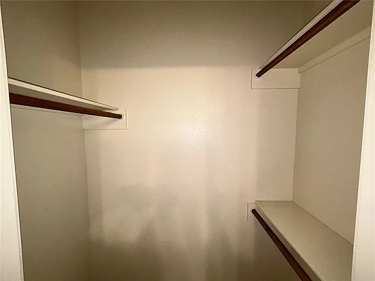 3318 Travis Cole Ave — Photo 9