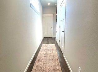 7279 SW Spruce St, Tigard, OR 97223