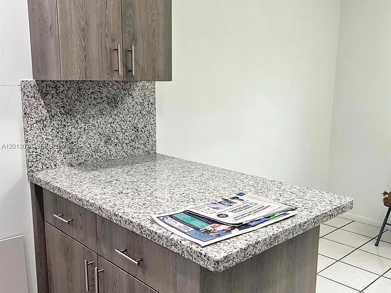 150 SW 134th Way #314R — Photo 5