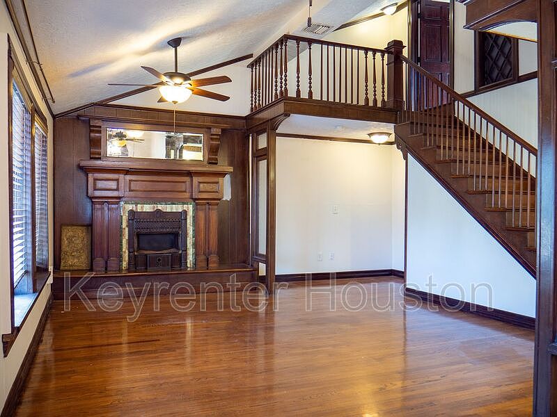 1st image of 3718 Yupon St Unit A