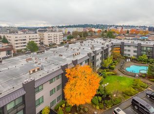 11300 1st Ave NE APT 220, Seattle, WA