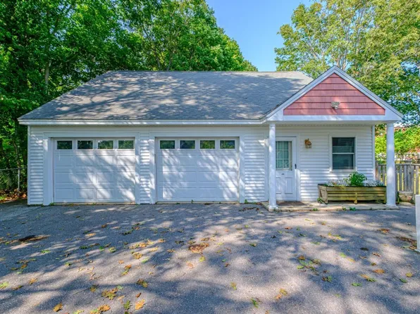 Griffin Holman, 22 Cedar St, Brunswick, ME 04011