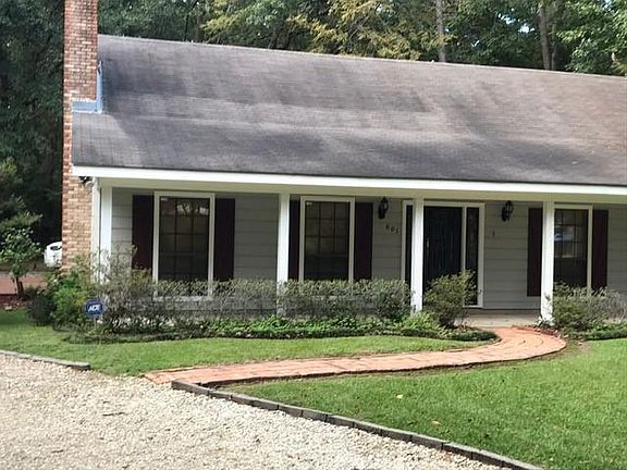 2nd image of 601 Garden Ave