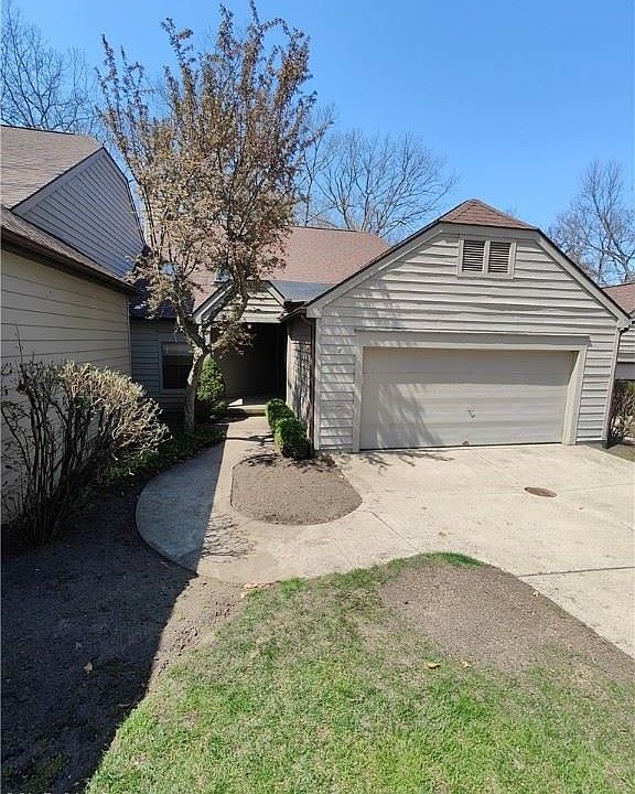 1st image of 7 Starboard Cir #51
