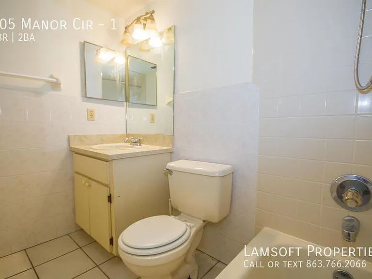 305 Manor Cir #1 — Photo 13